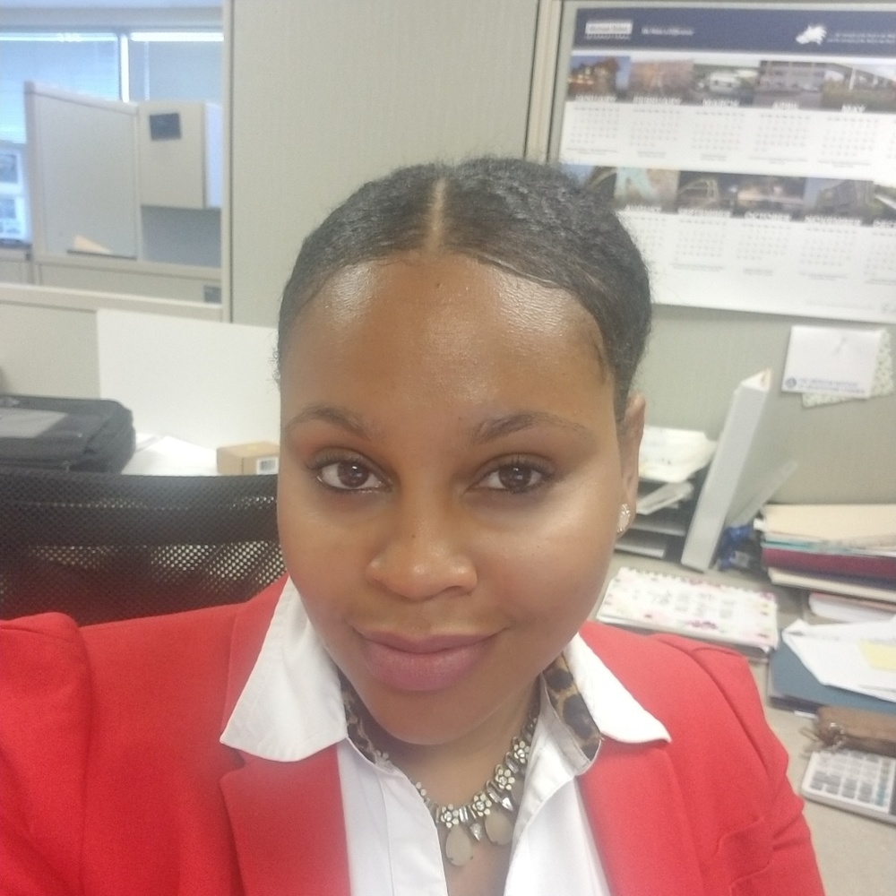 Meet your Posher, Alexandra